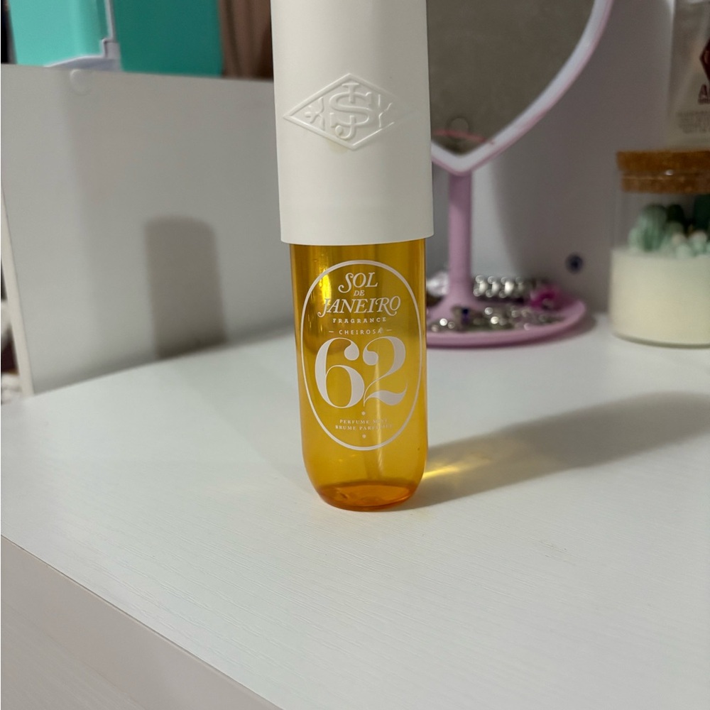 Sol de Janeiro 62 perfume